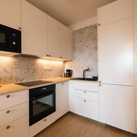 Nest 5b Apartament Bratislava